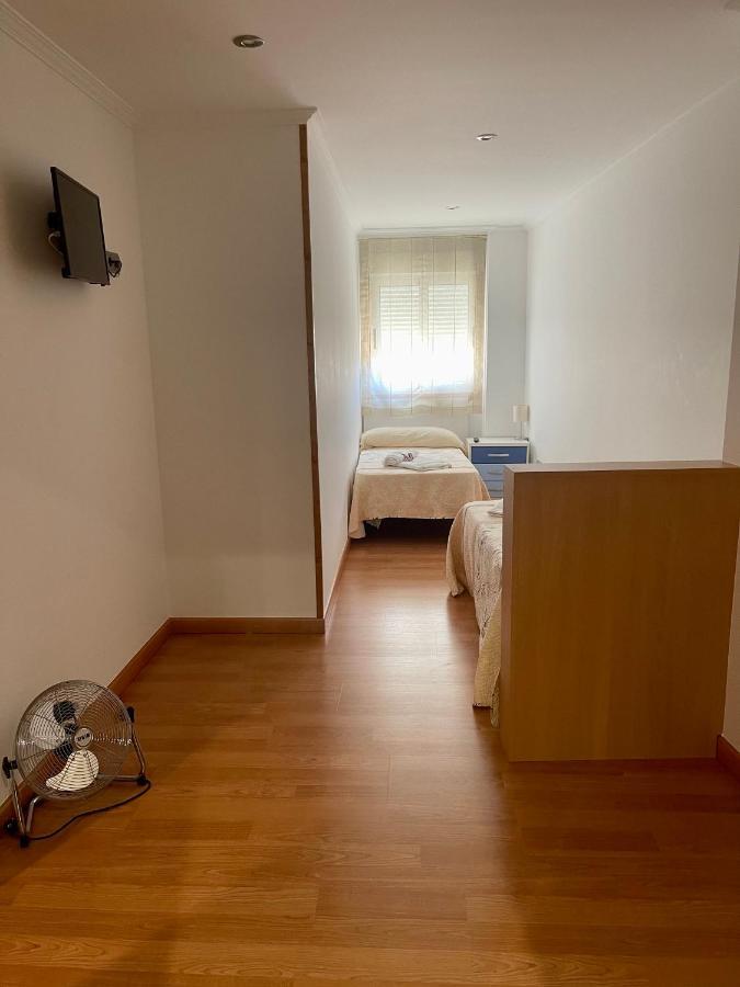 Pension Orois Melide Extérieur photo