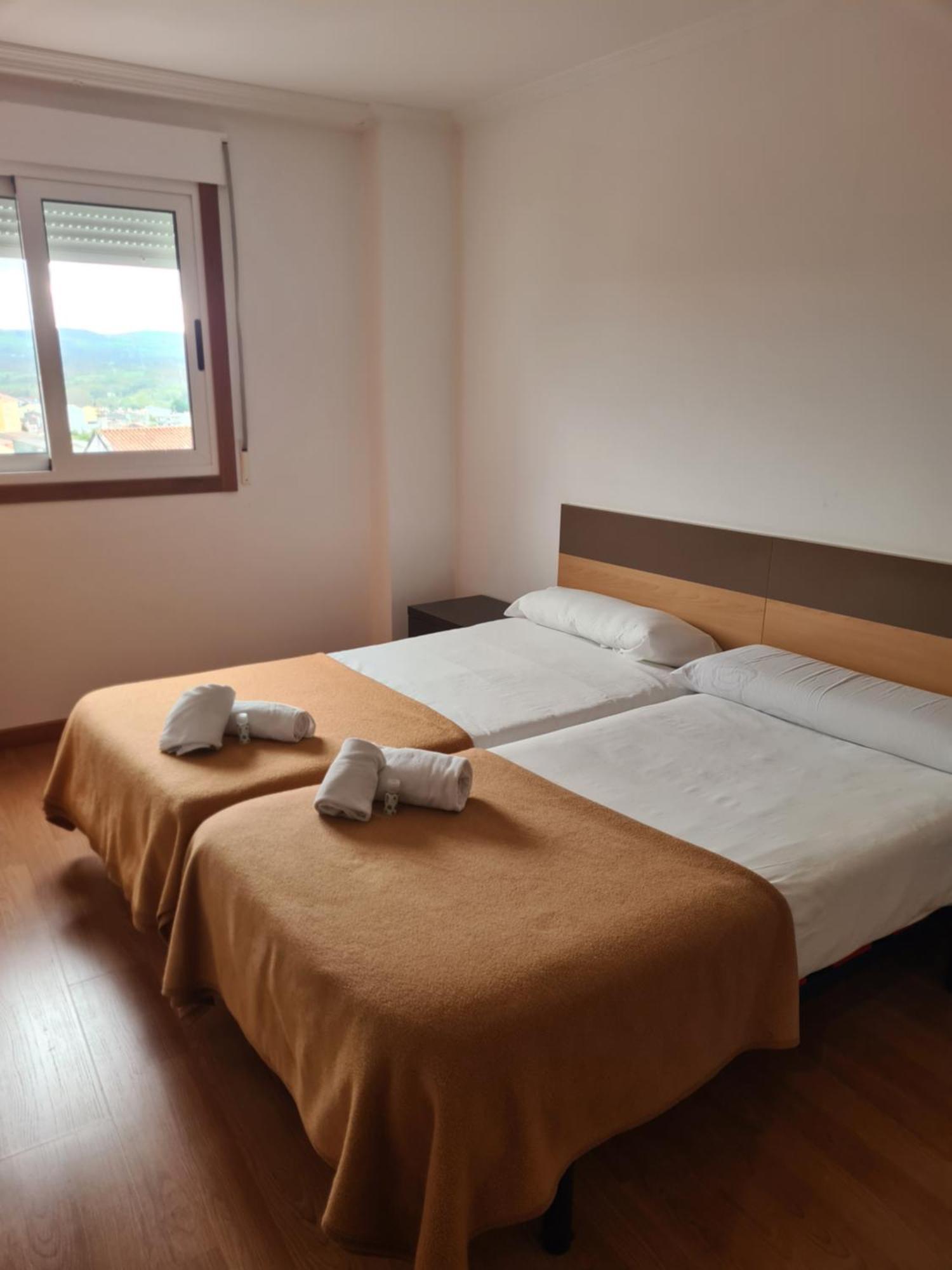 Pension Orois Melide Extérieur photo
