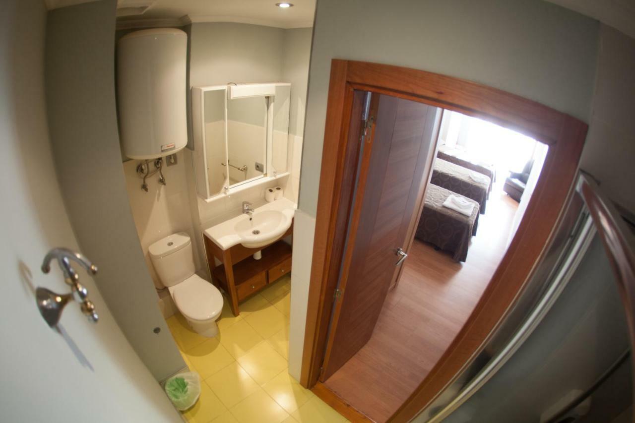 Pension Orois Melide Extérieur photo