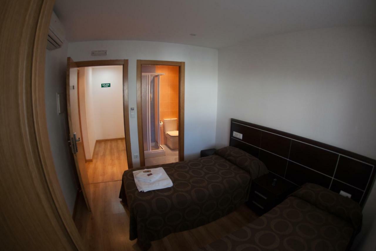 Pension Orois Melide Extérieur photo